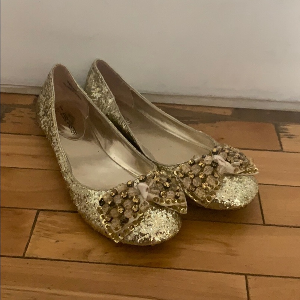 Gold Sparkle Flats with Front Bow NWOT